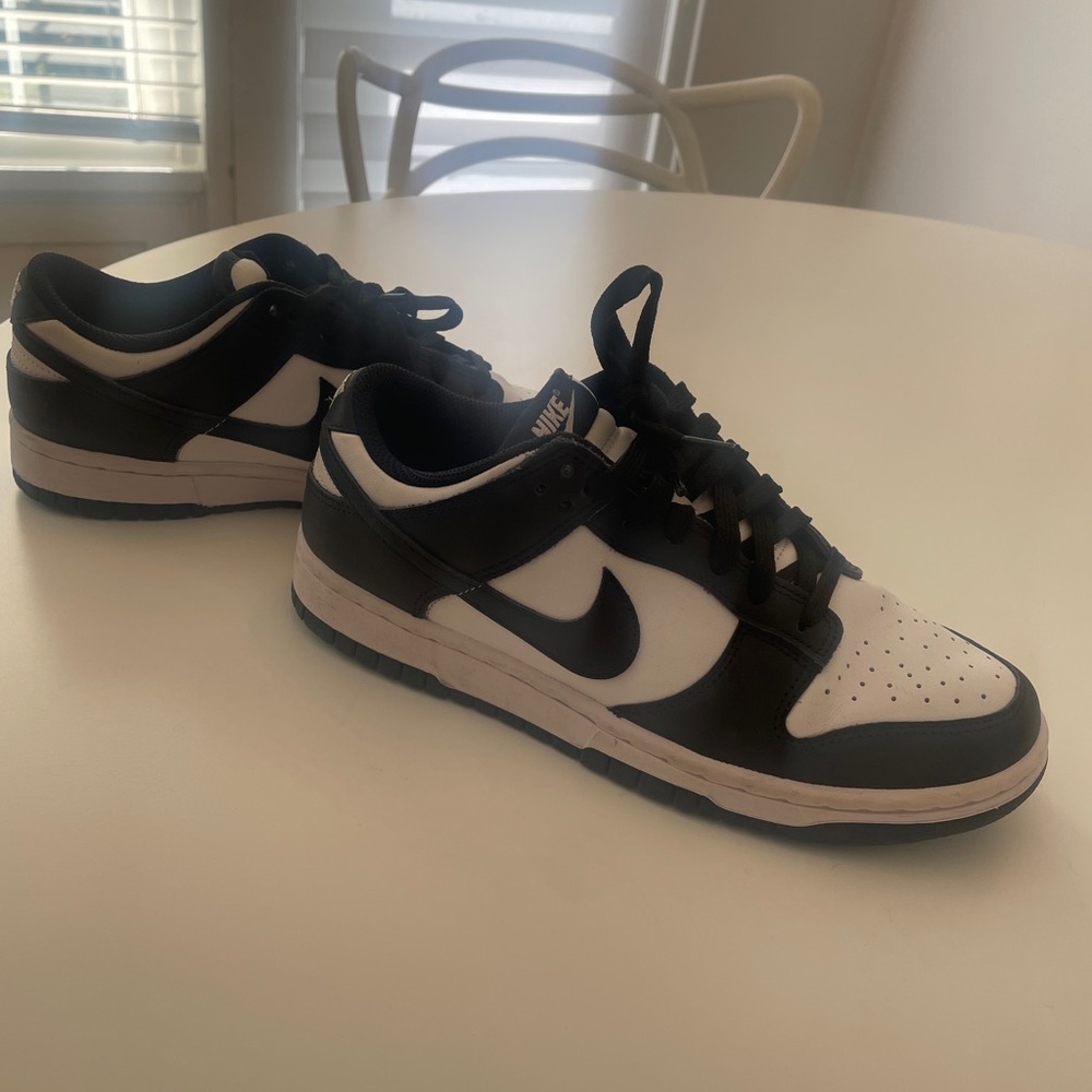 Nike Classic Black and White Low-Tops